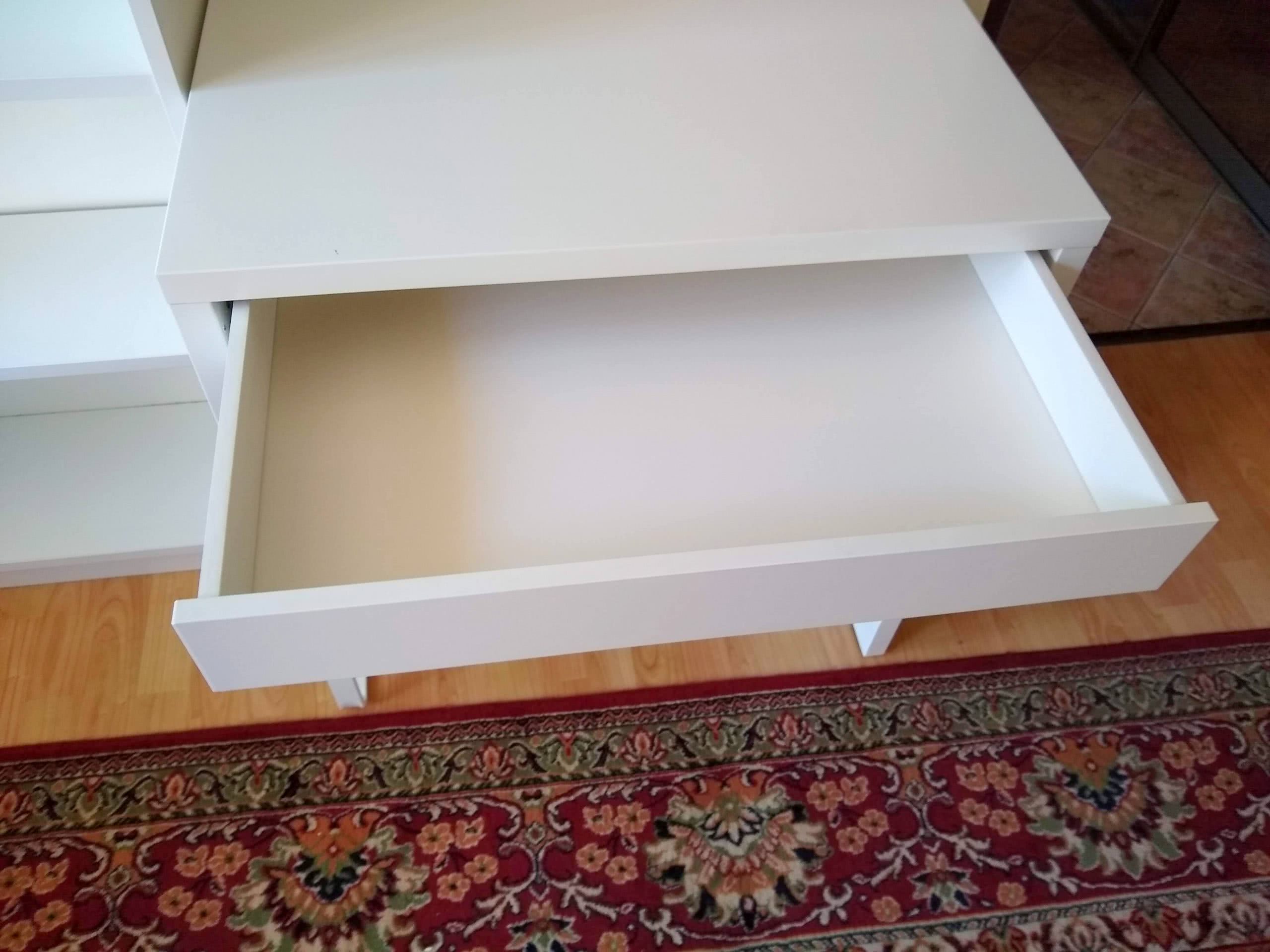 Białe biurko i biały regał IKEA - używane - obrazek 4